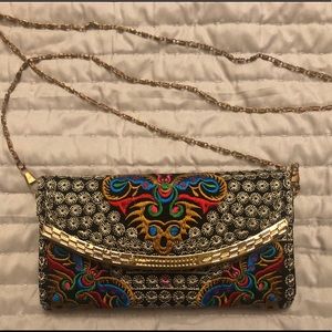 Floral embroidery clutch